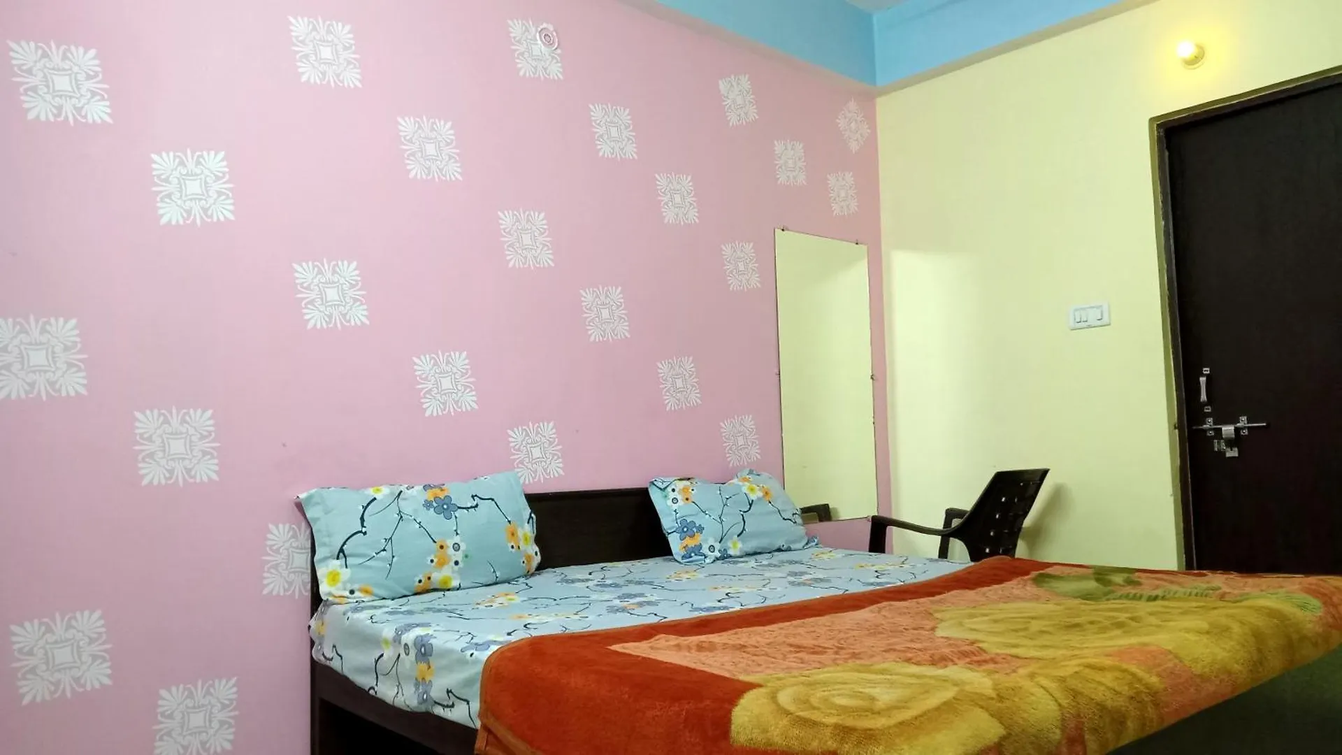 Hotel Shivaayy Banaras Near Kashi Vishwanath Temple Road Varanasi