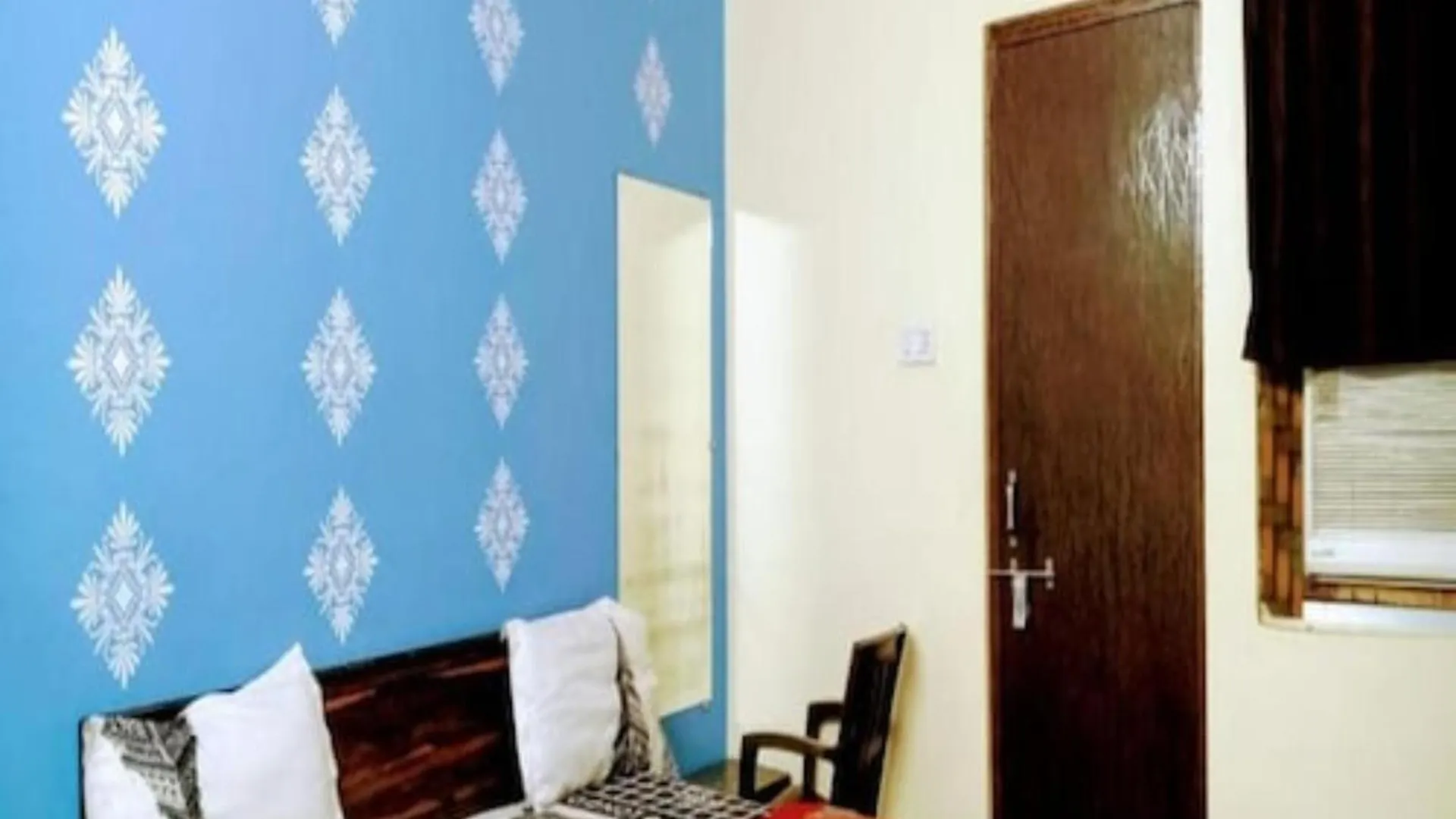 Hotel Shivaayy Banaras Near Kashi Vishwanath Temple Road Varanasi India
