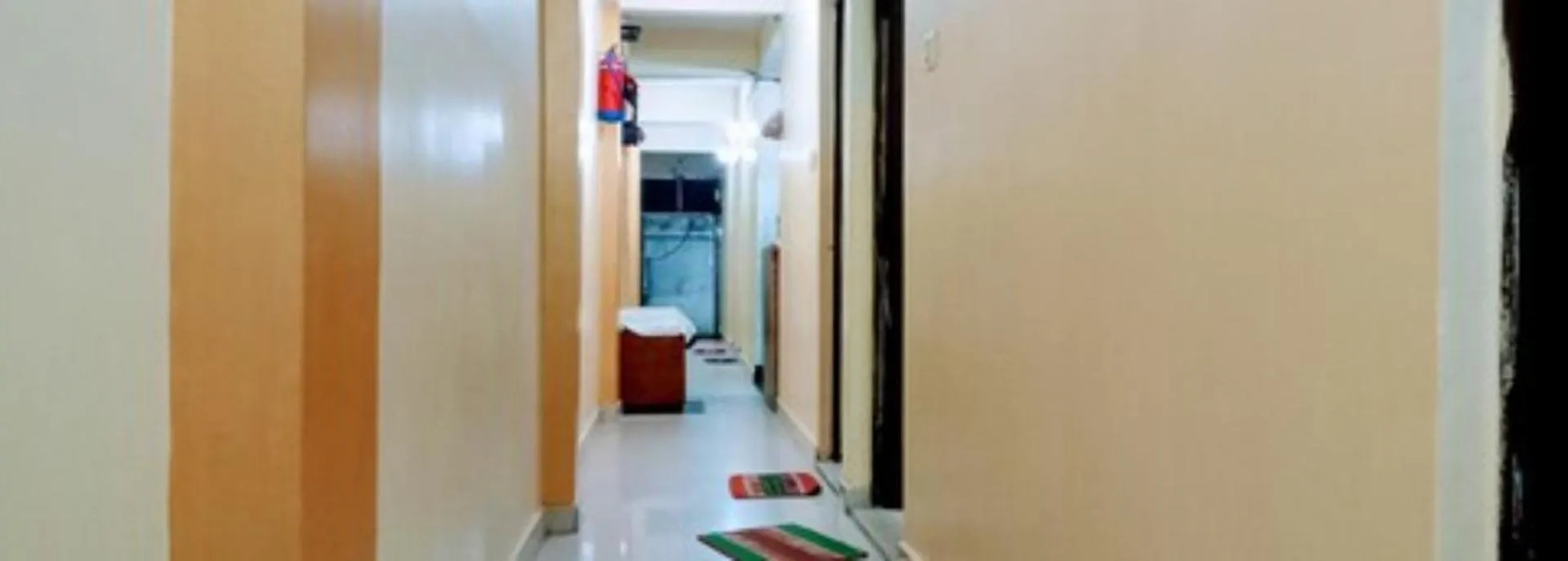 Hotel Shivaayy Banaras Near Kashi Vishwanath Temple Road Varanasi 2*,  India